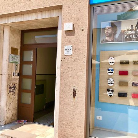 Hedone City Luxury Apartments With Free Parking Pola Esterno foto