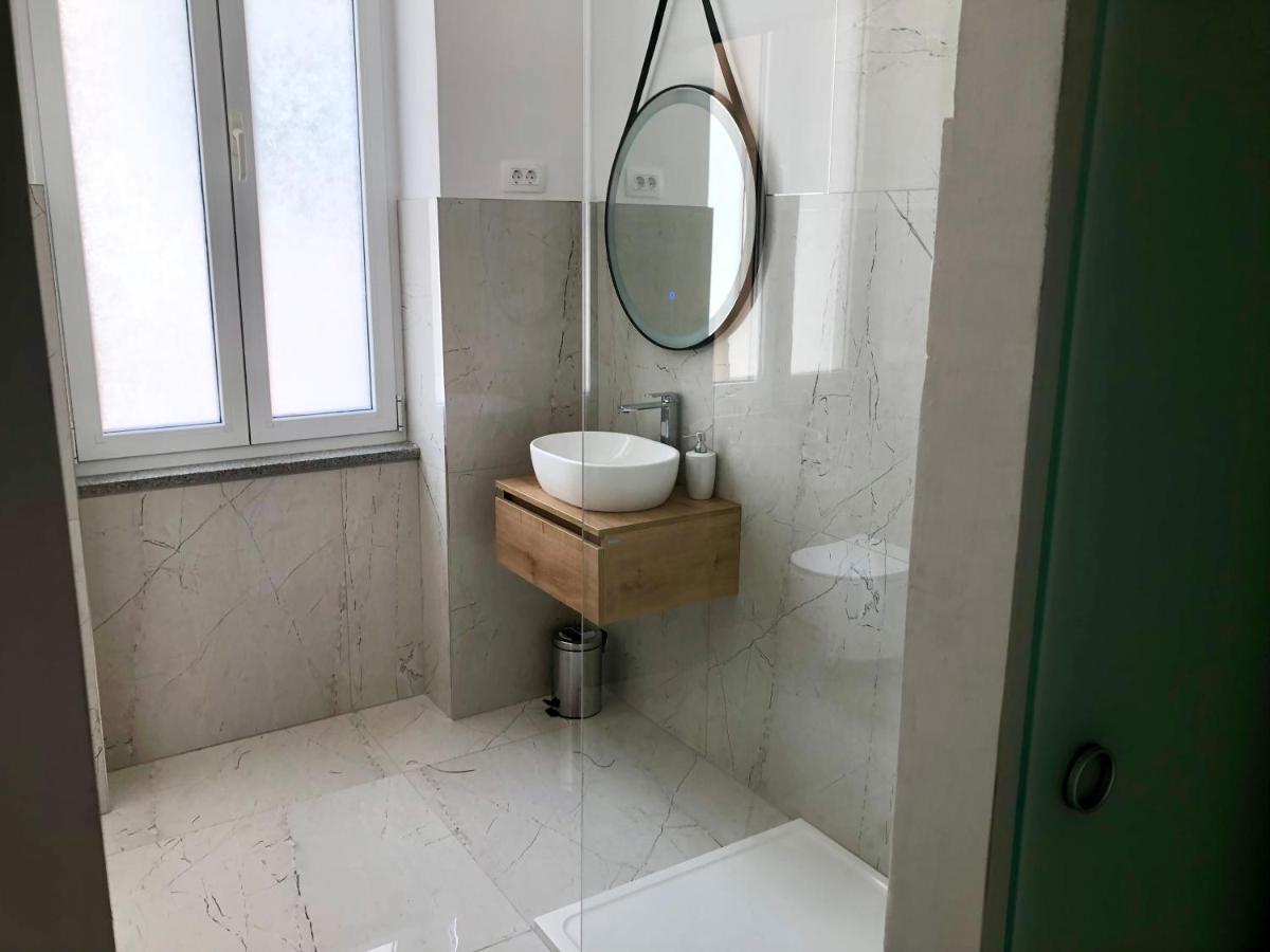 Hedone City Luxury Apartments With Free Parking Pola Esterno foto
