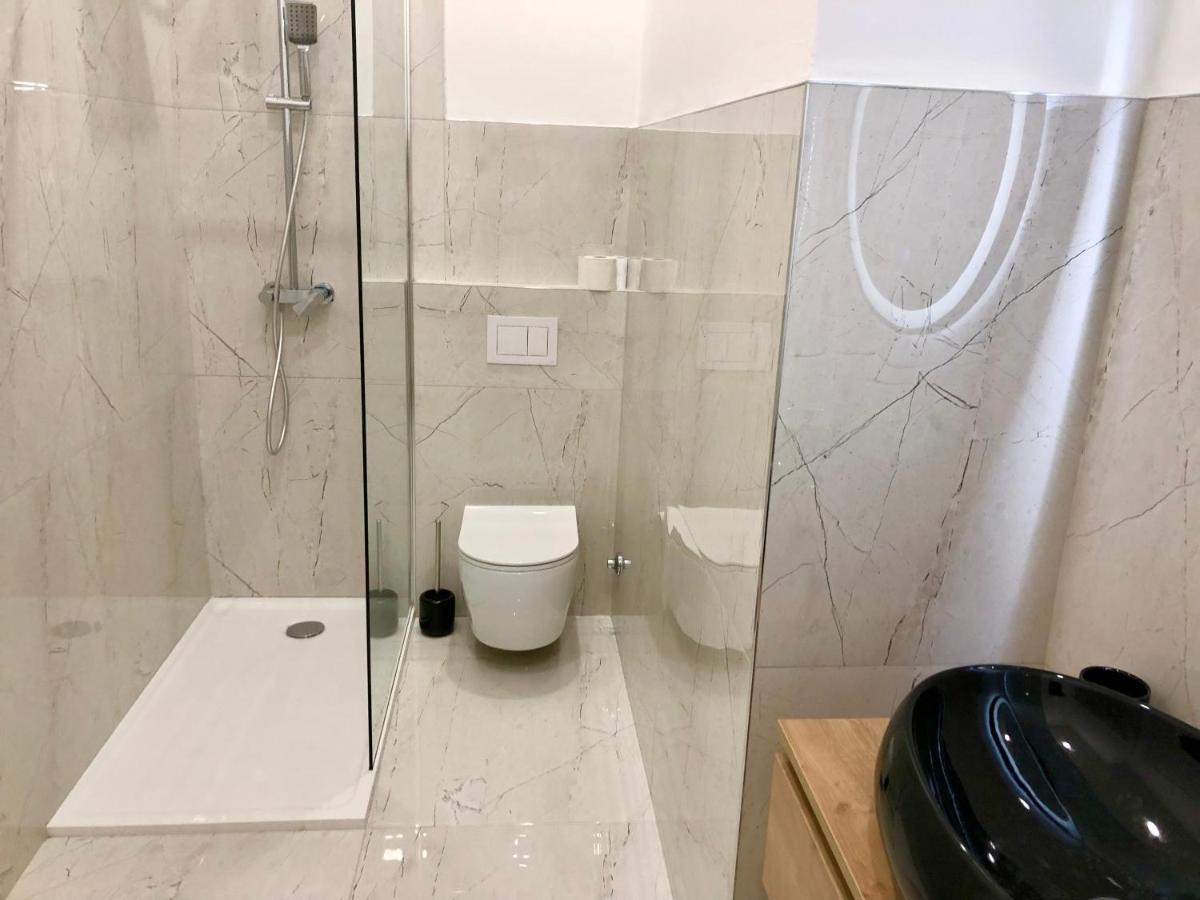 Hedone City Luxury Apartments With Free Parking Pola Esterno foto